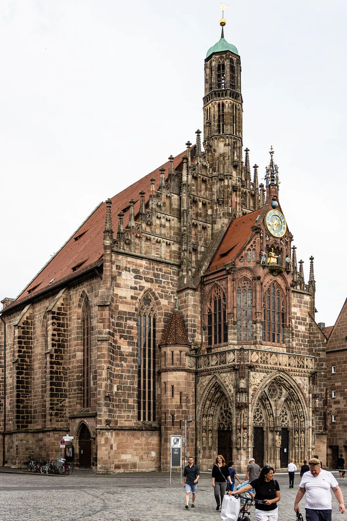 Prague Travel Guide 2026: Top Attractions, Hidden Gems & Art